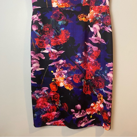 Betsey Johnson Cap Sleeve Violet Red Floral Knee Length Sheath Dress size 12 - Picture 5 of 13